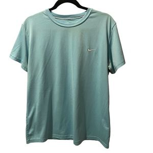 Cute sporty Nike t shirt 👚